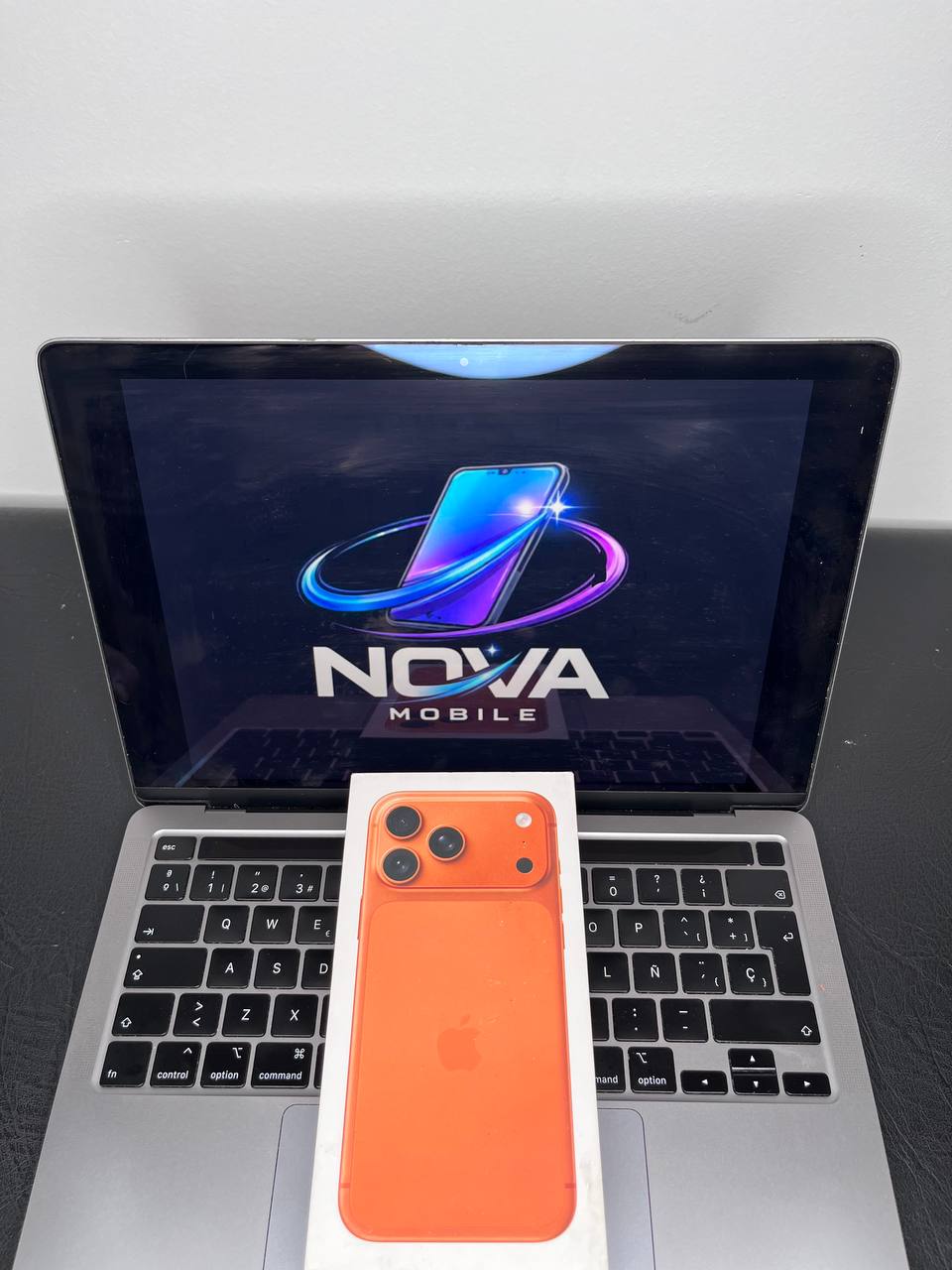 iPhone 16 Pro
